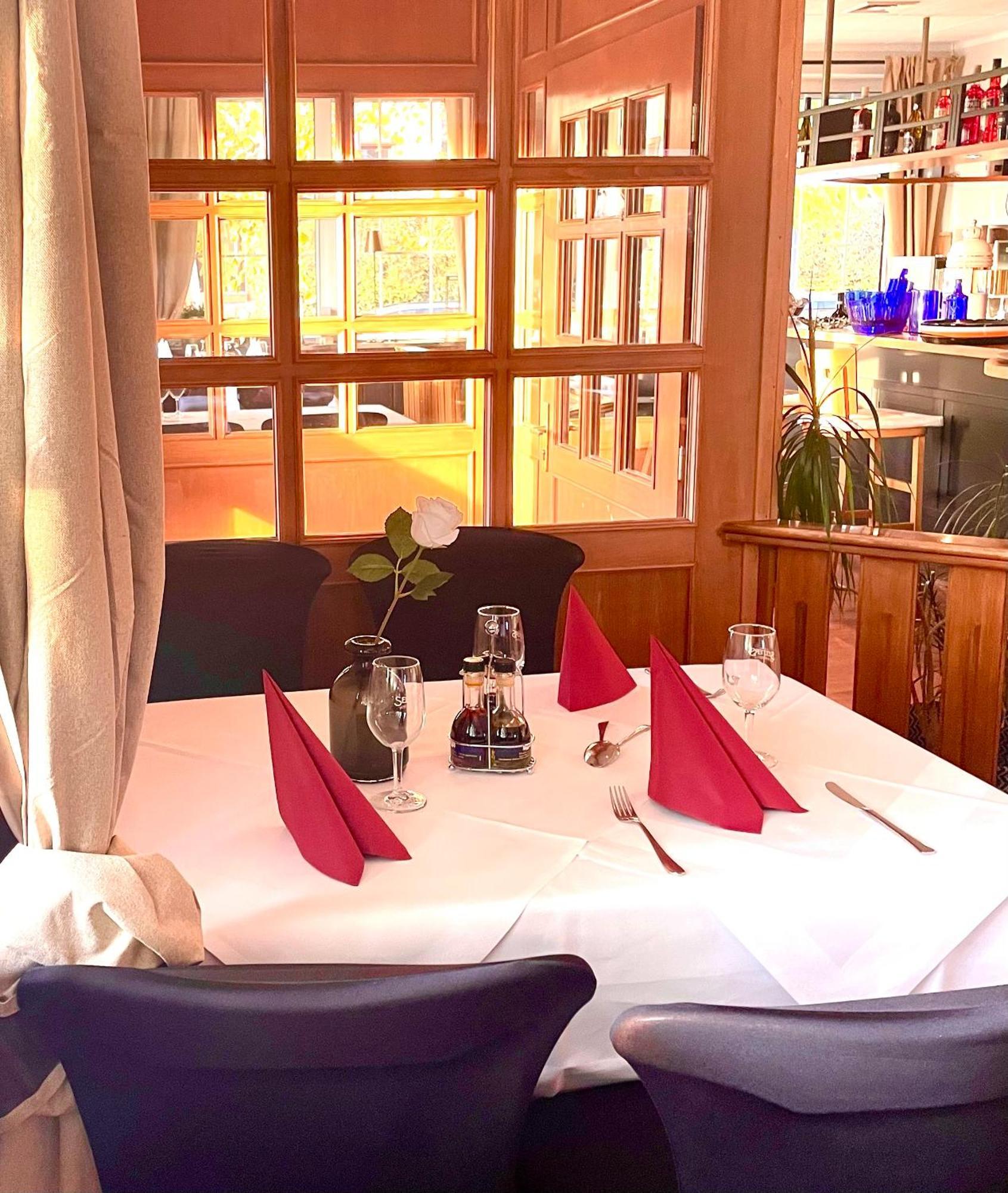 Hotel Und Restaurant Gartenstadt Erfurt Esterno foto